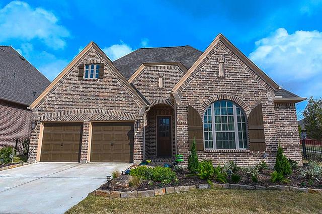 29038 Crystal Rose Ln