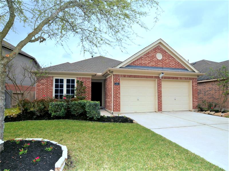 For Sale: 2106 Castle Gardens Ln Katy, TX 77449