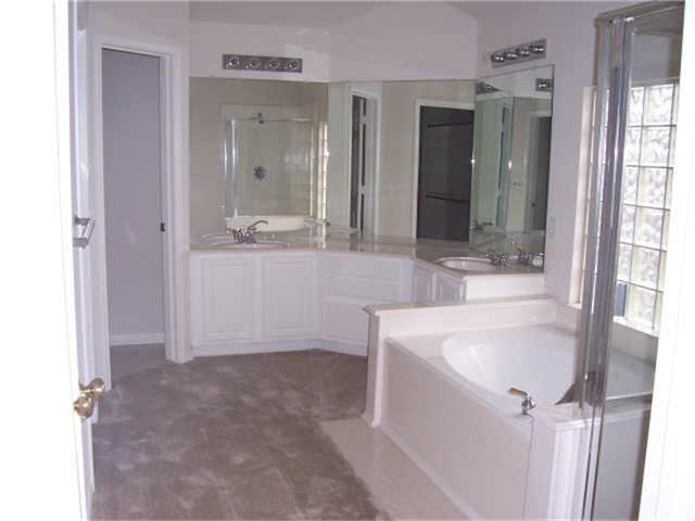 19815 Black Canyon Dr