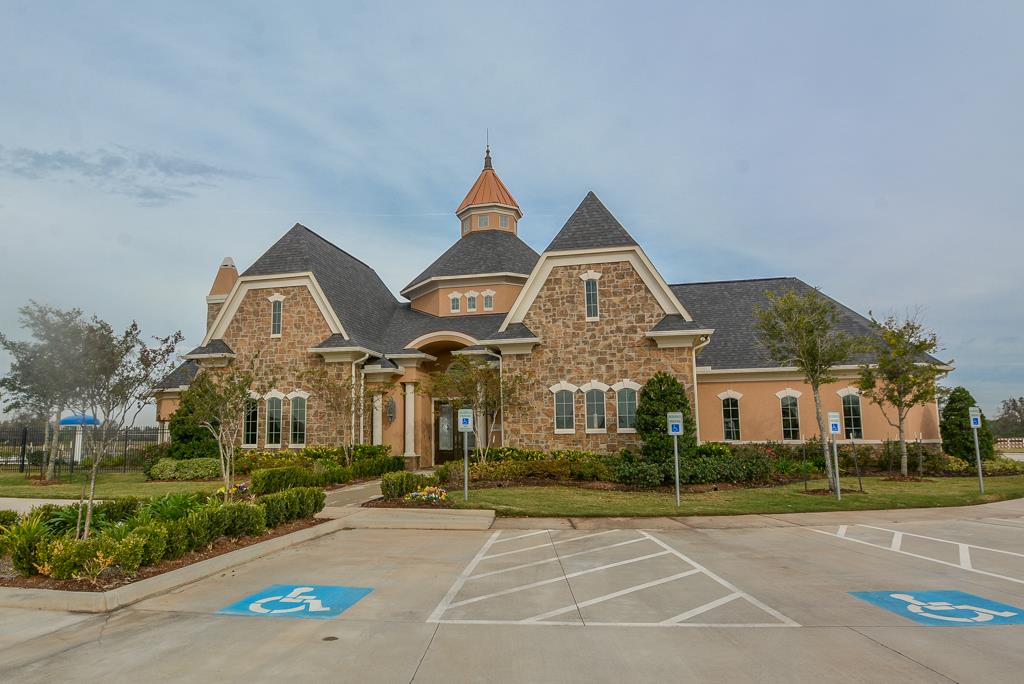5702 Maxon Ct