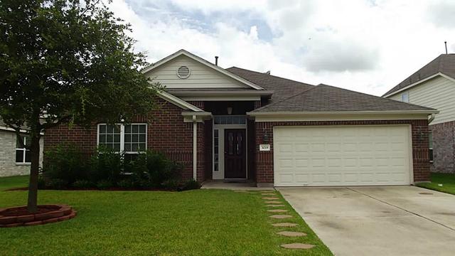 2106 Feather Hill Dr