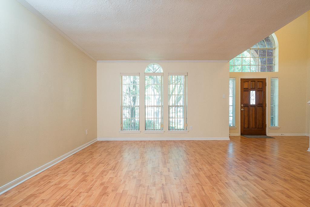 738 Annies Way