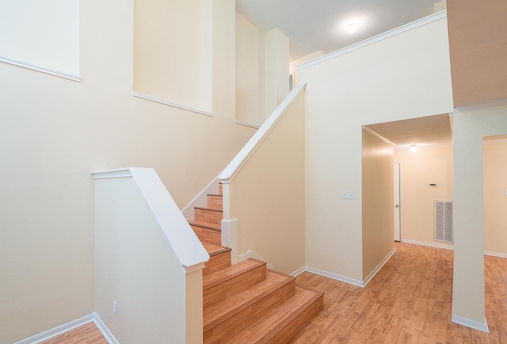 738 Annies Way