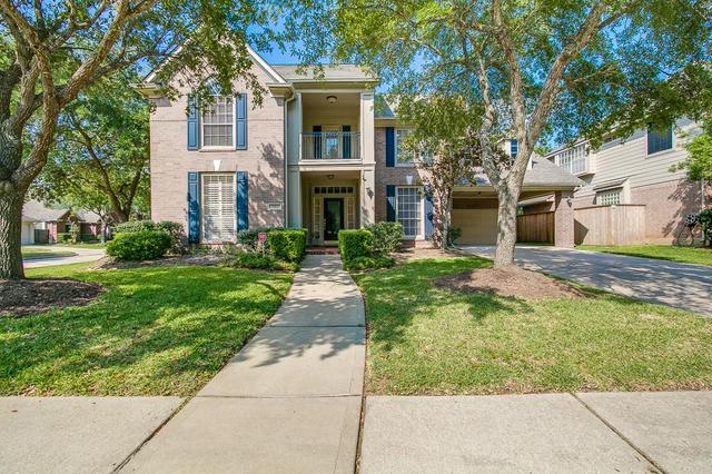 1211 Moss Dale Dr