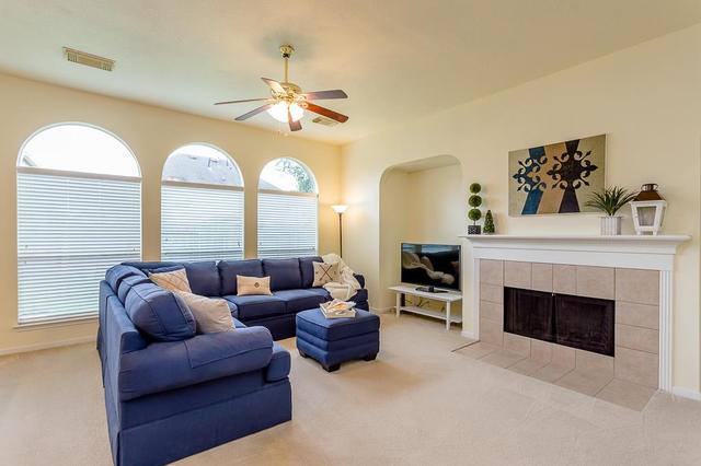 1211 Moss Dale Dr