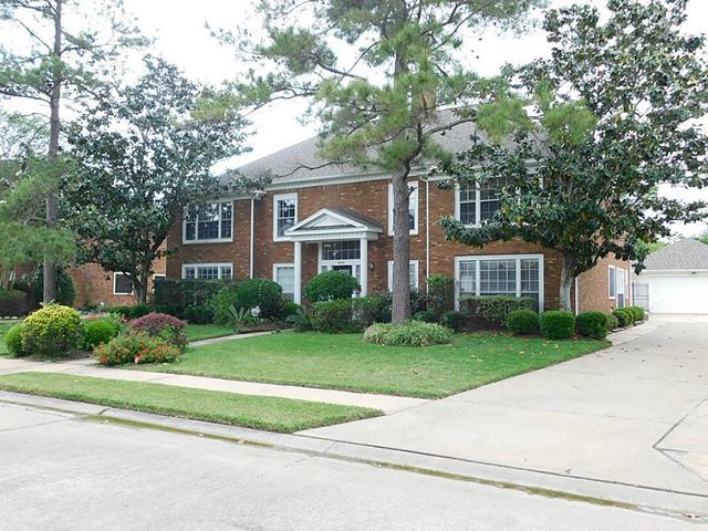 3723 Colony Woods Dr