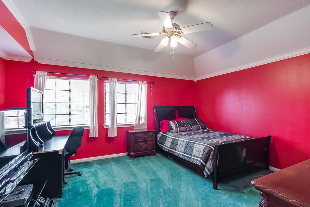 For Sale: 16 Fosters Ct Sugar Land, TX 77479