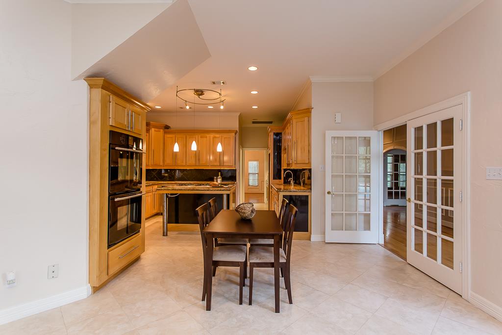 3023 W Autumn Run Cir