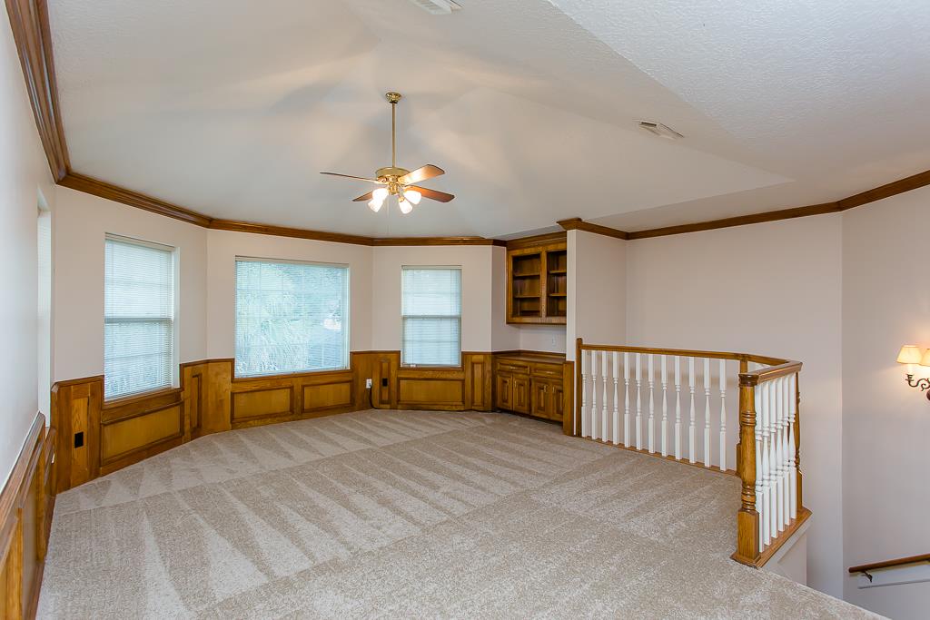3023 W Autumn Run Cir