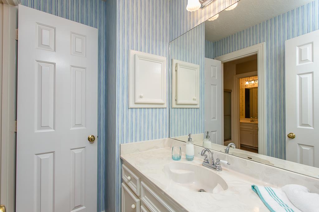 3023 W Autumn Run Cir