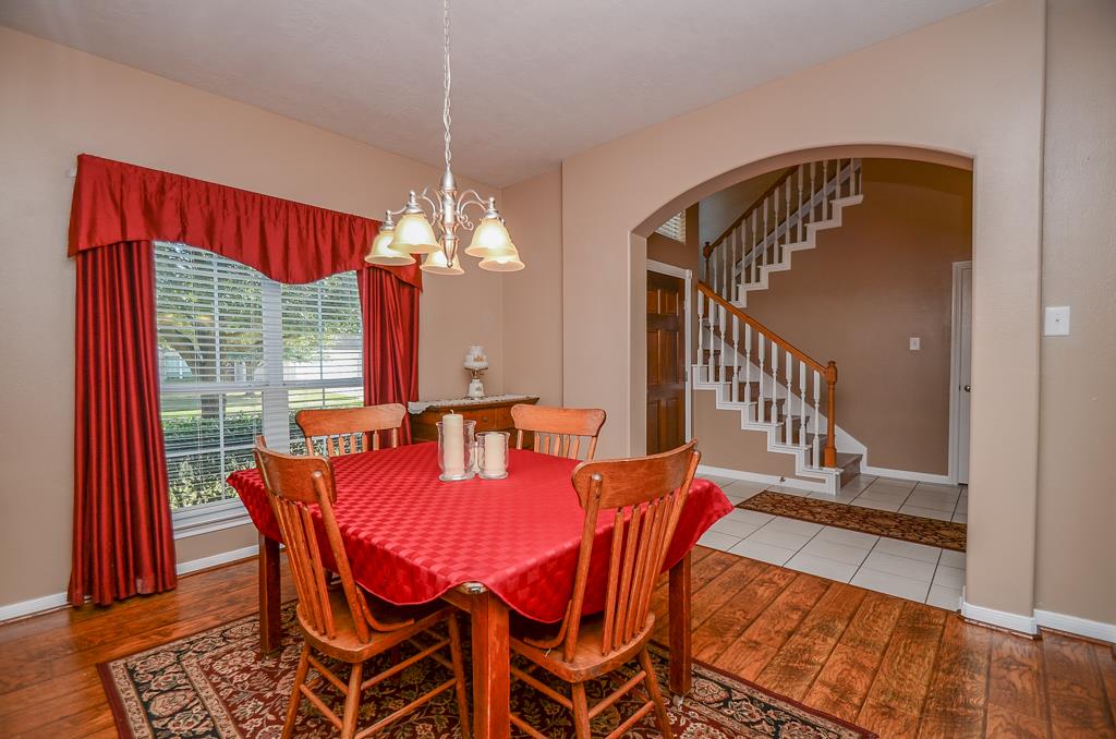2603 Forest Lake Trl