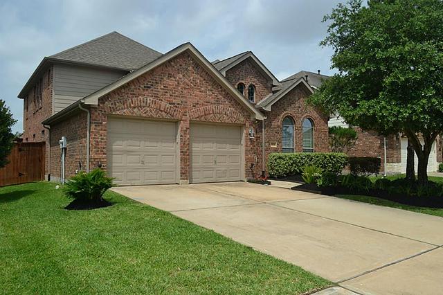 4914 Surrey Park Cir
