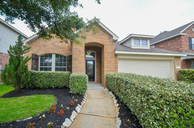 4914 Surrey Park Cir