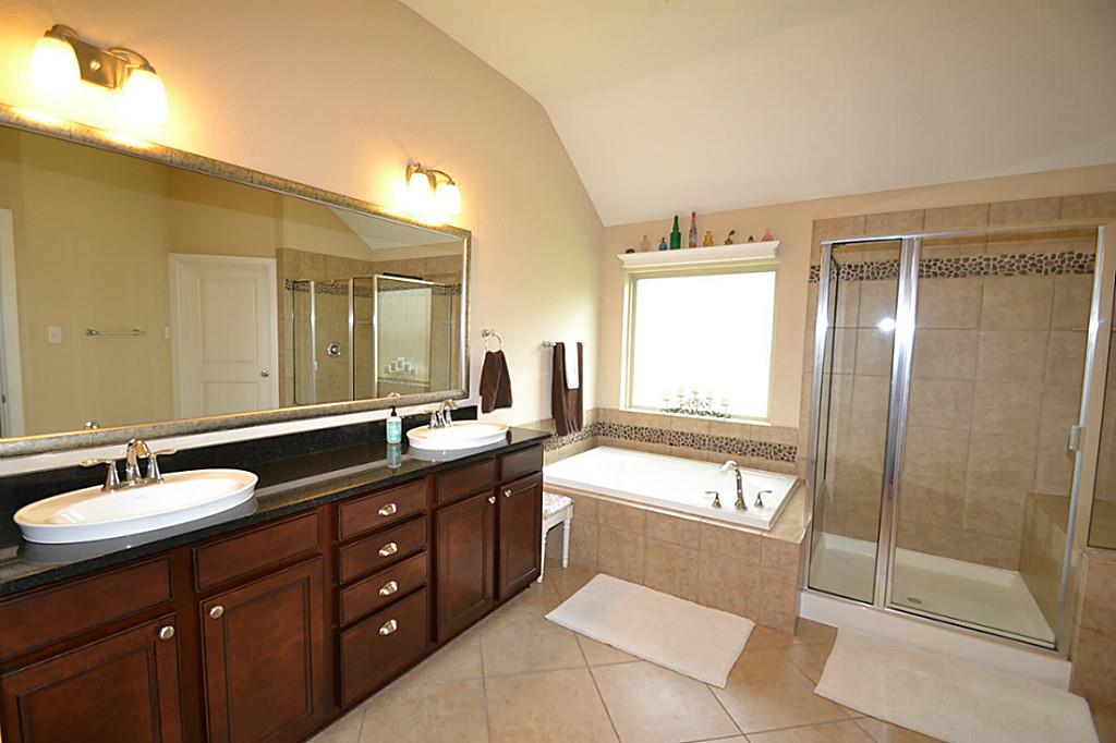 For Sale: 28535 Spiceberry Dr Katy, TX 77494