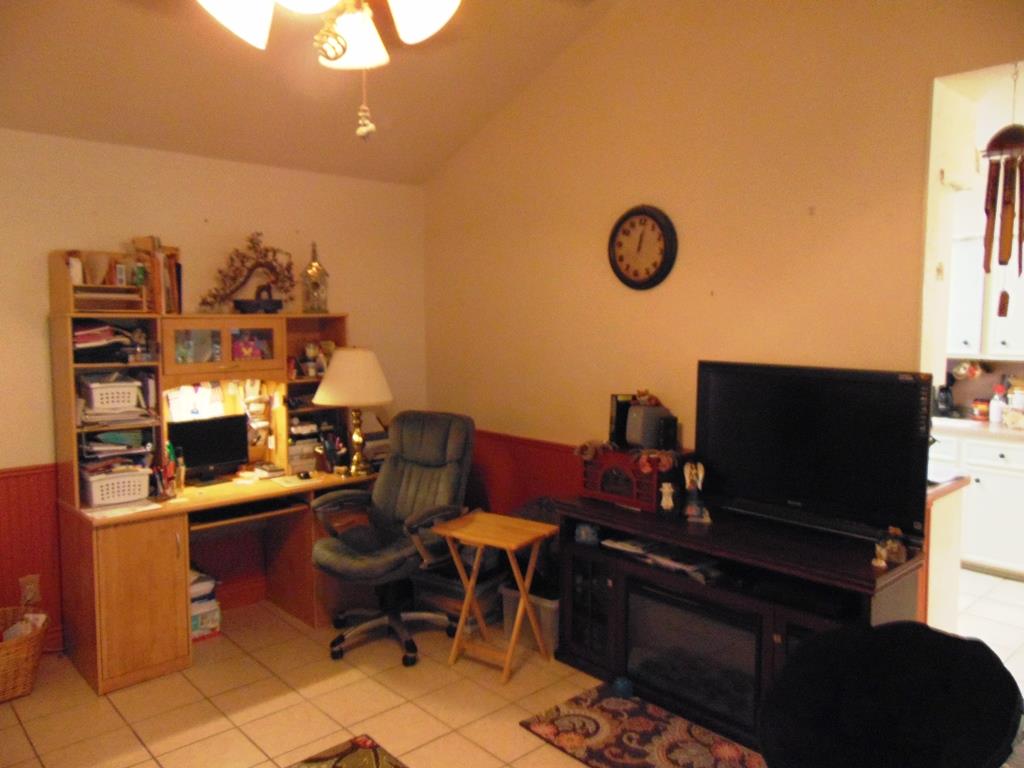 3855 Westglen Dr