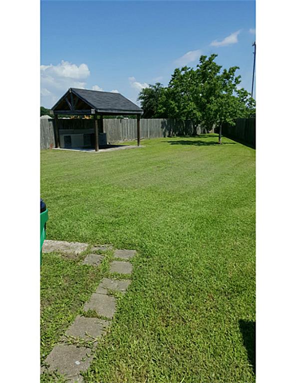 For Sale: 1288 Rosharon Rd Alvin, TX 77511