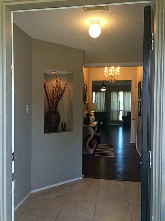 3208 Deer Trail Dr