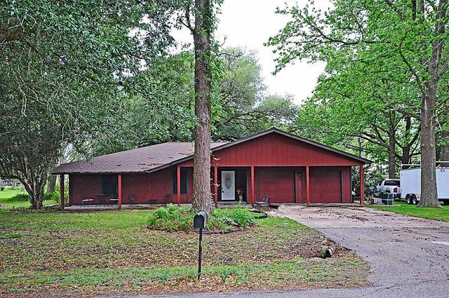 1004 Shady Oak Dr