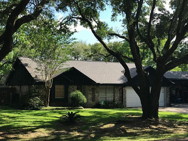 1004 Shady Oak Dr