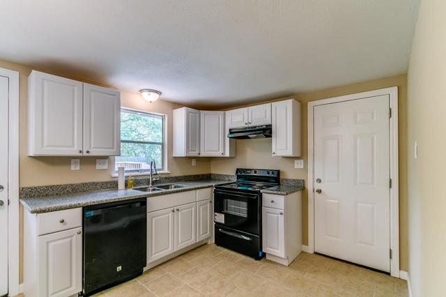 206 Pecan Dr