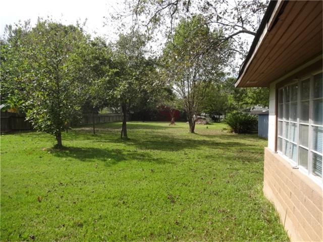 316 Lakeside Dr