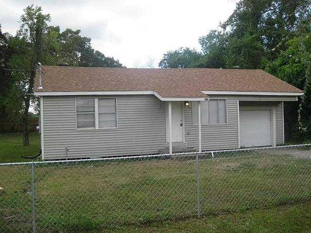 542 Reuben White Dr