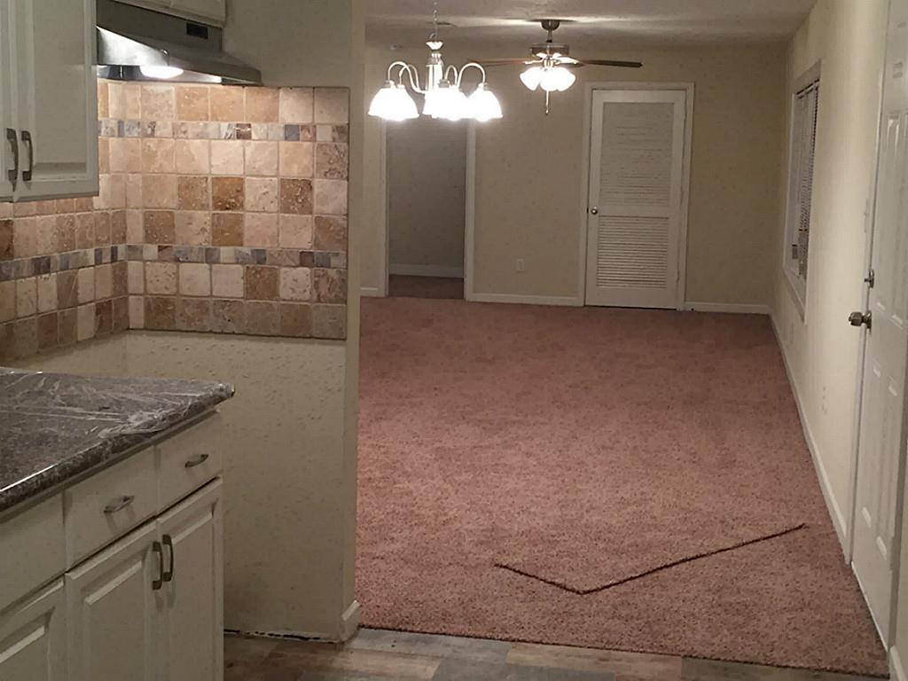 2221 Pickerton Dr