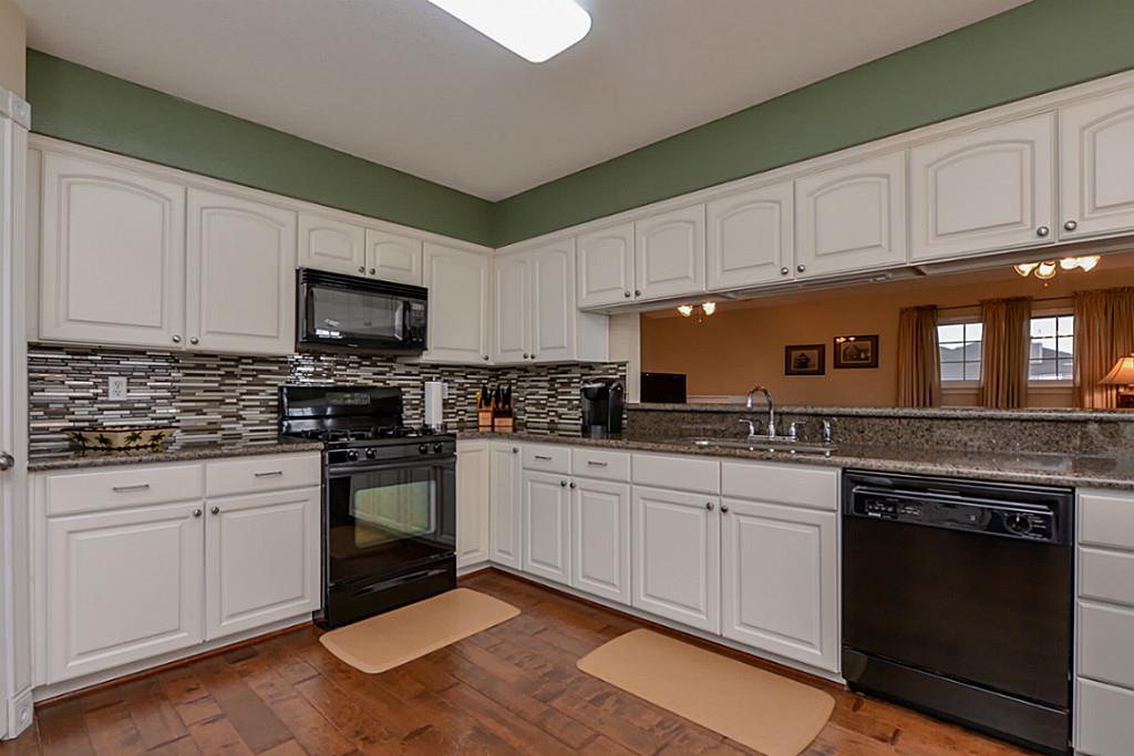 For Sale: 1318 Avenue A 12 St Dickinson, TX 77539