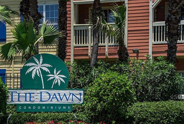 7000 Seawall Blvd #211