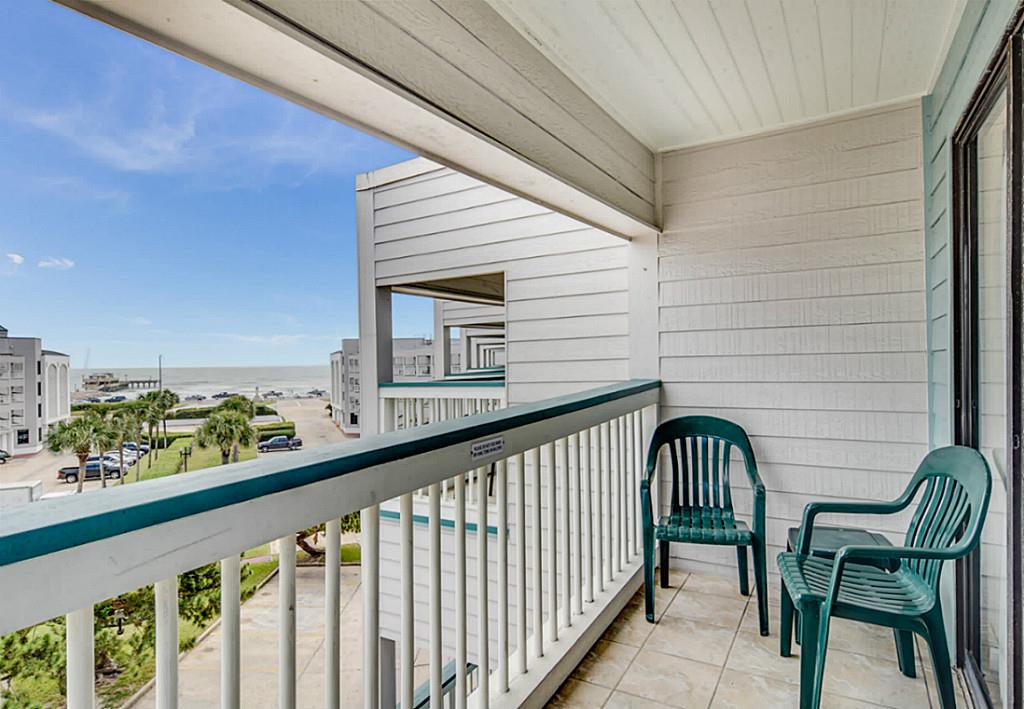 6102 Seawall Blvd #395