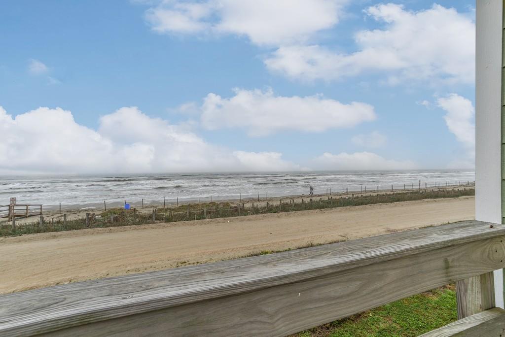 12802 Bermuda Beach Dr