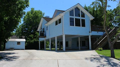 2713 Veranda Ter