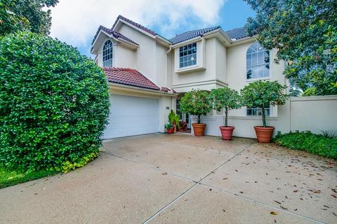 2713 Veranda Ter