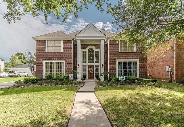 2015 Lauren Lake Dr