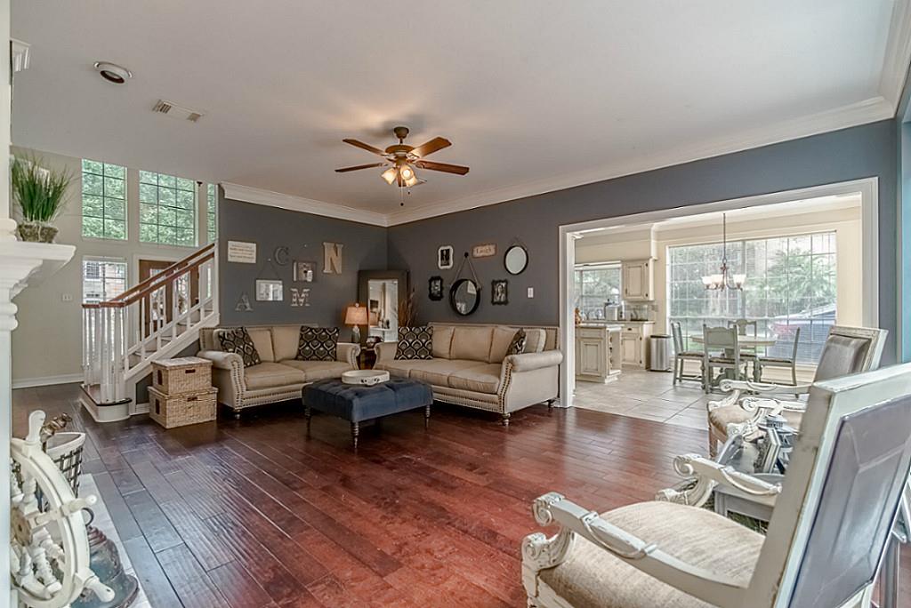 2015 Lauren Lake Dr
