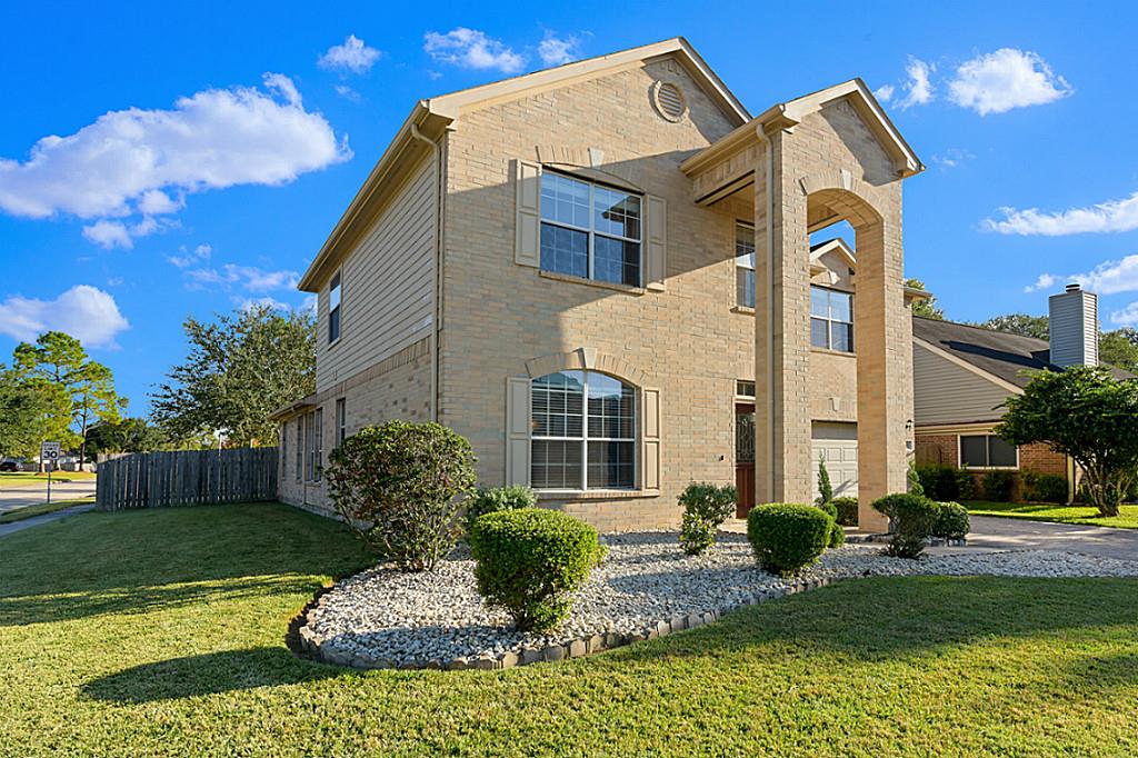 5301 Summer Pl