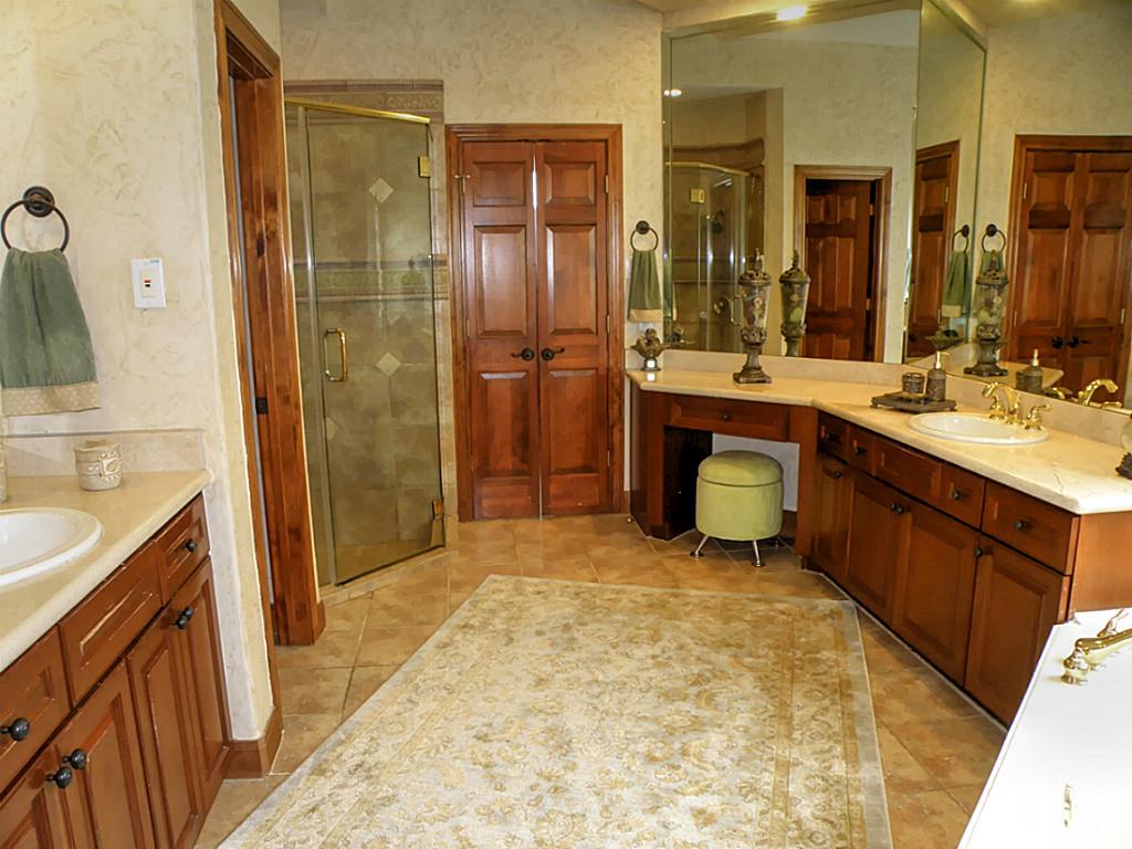 70 Palmero Way, Manvel TX 77578