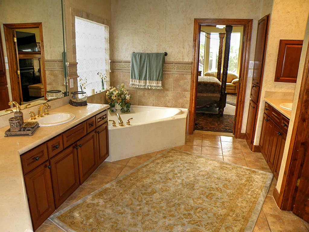 70 Palmero Way, Manvel TX 77578