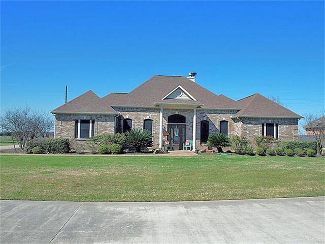 9722 Oaklawn Dr