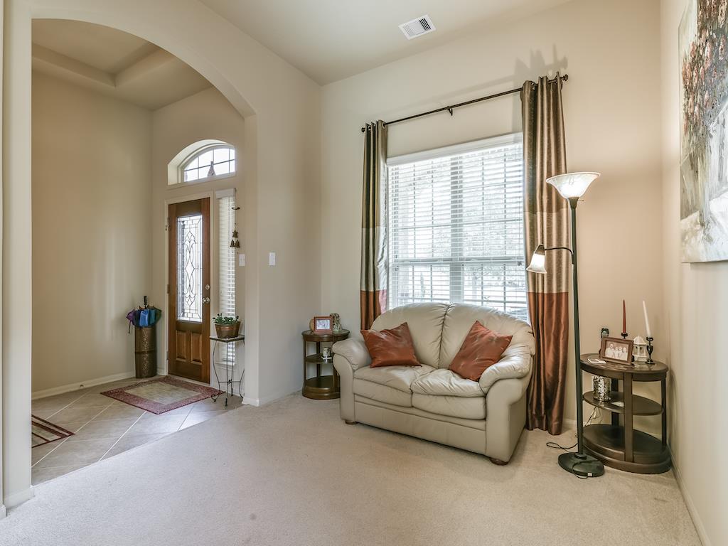 3302 Cactus Heights Ln