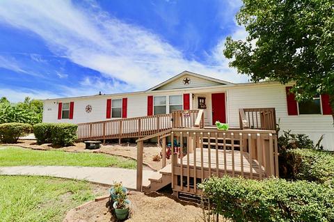 2805 Dove Tree Dr