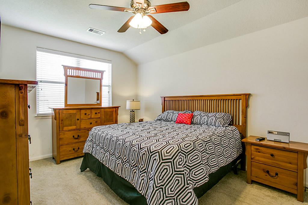 For Sale: 9906 Smokey Quartz Ln Rosharon, TX 77583