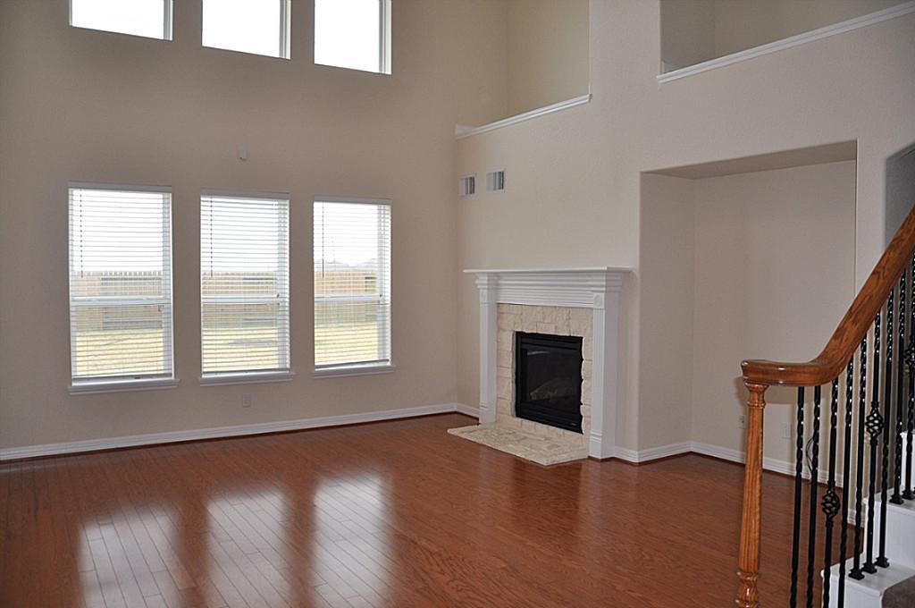 For Sale: 11906 Auburn Trail Ln Pearland, TX 77584