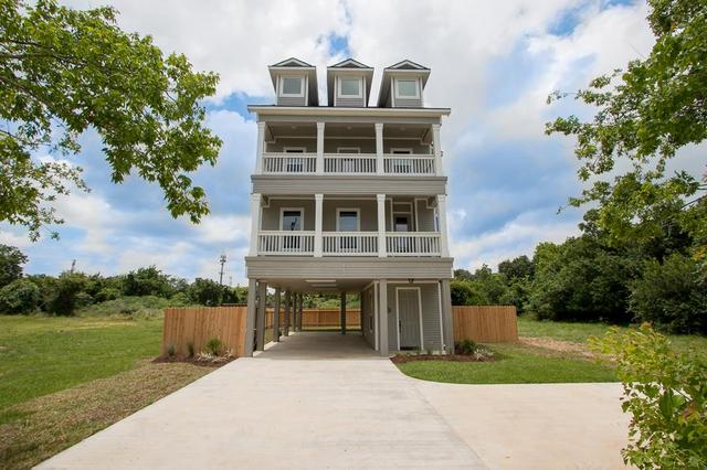 3425 Palm Bay Cir