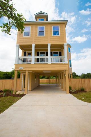 3425 Palm Bay Cir