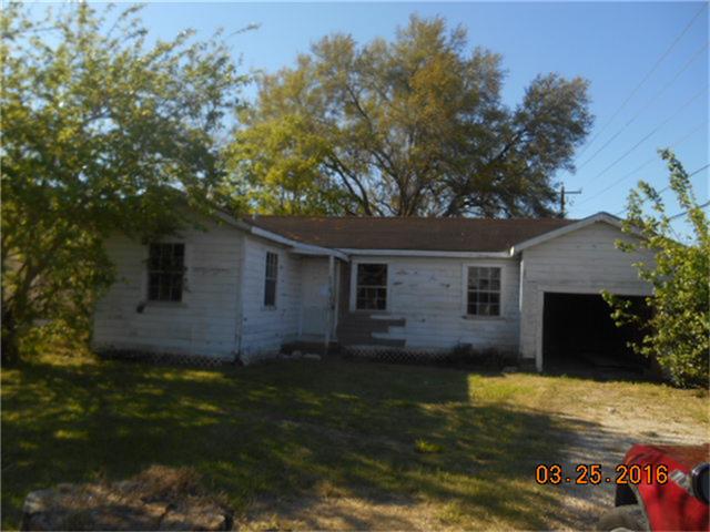 For Sale: 6817 Anderson St Texas City, TX 77591