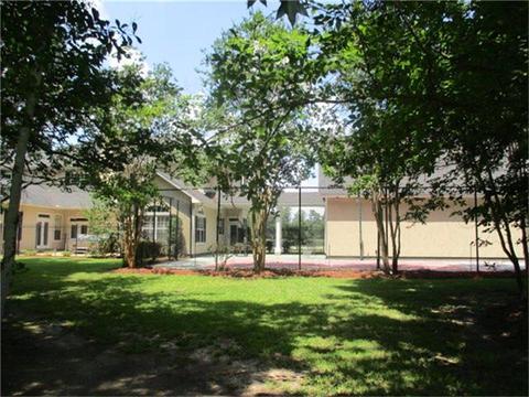 210 Pinevale Way