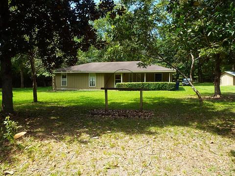 700 W Dogwood St