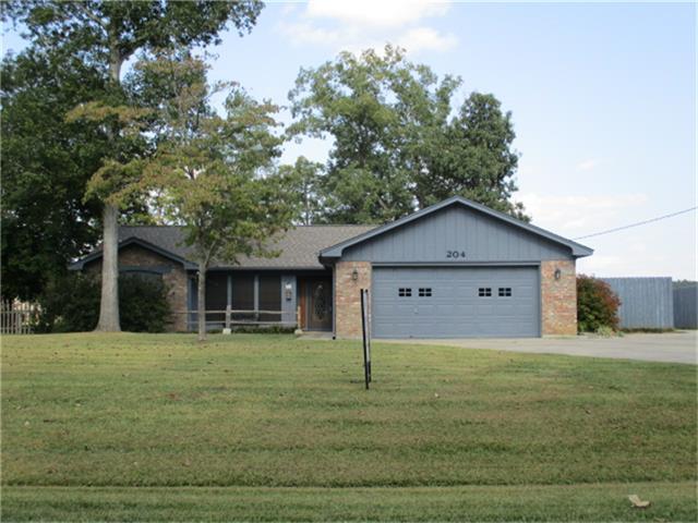 204 Hornbeam