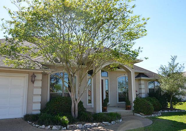 4008 Rocky Vista Dr